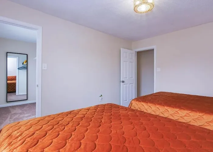Stylish Beach Home - Quiet Neighborhood In Ac
