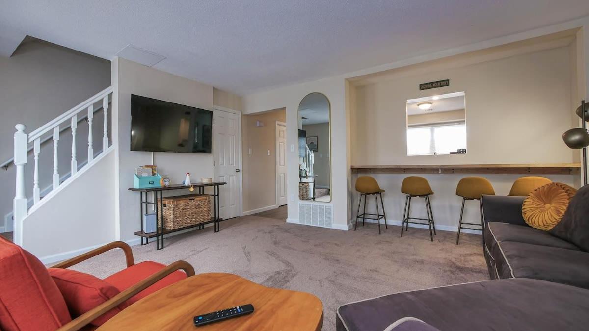 Stylish - Quiet Neighborhood In Ac Ferienhaus